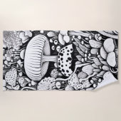 キノコの線画 ビーチタオル (正面)