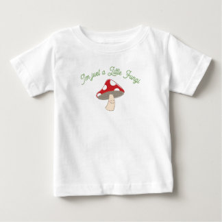 キノコの赤ちゃんシャワー ベビーTシャツ