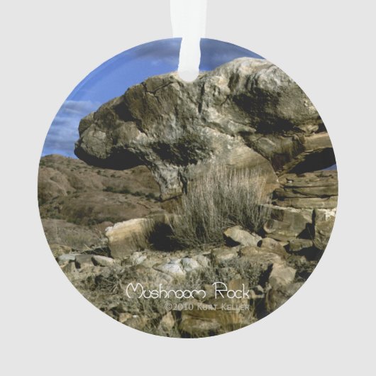 キノコ岩 オーナメント (裏面)
