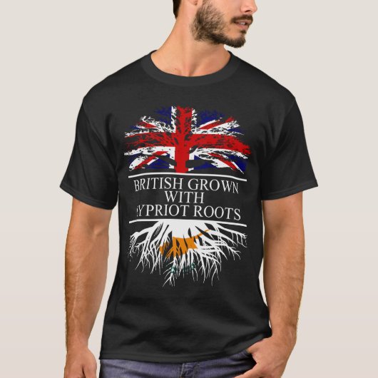 キプロスの根を持つ英国の国旗 Tシャツ (正面)