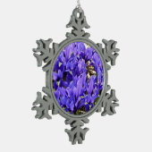 キャサリンホジキンアイリスパープル春フローラ スノーフレークピューターオーナメント (左)