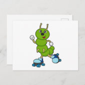 キャタピラーがインラインスケートを履いてスケートをしている ポストカード (正面/裏面)