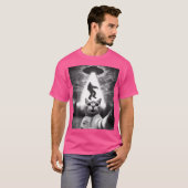 キャッおもしろいトセルフィー飛んでいるエイリアンUfo誘拐Bighoge Tシャツ (正面フル)