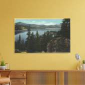 キャッスルロックからの湖の眺め キャンバスプリント (インサイチュ (リビング))