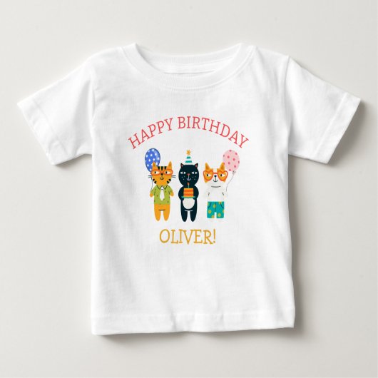 キャッツおもしろい子猫誕生日ゲスト・オブ・オナーTシャツ ベビーTシャツ (正面)