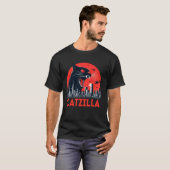 キャッツィラ 猫 和風アート 楽しい 日没 猫 Tシャツ (正面フル)