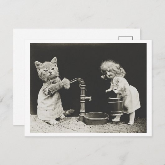 キャットアンドドールアットウォーターポンプヴィンテージ不思議 ポストカード (正面/裏面)