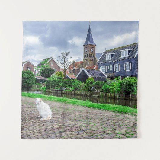 キャットイン伝統的魚釣り村 タペストリー (正面)