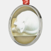 キャットオン金ゴールドボックスII メタルオーナメント (左)