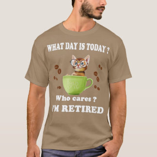 キャットコーヒーを気に飲んで退職したきる日 Tシャツ