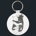 キャットデイcat nightイラストレーション – 背景を選択 キーホルダー<br><div class="desc">猫ペットヤン英、猫のデザインタトゥーのシンボル、白いイラストレーション眠る黒、アートかわいい愛2、友情の動物インキャラクター、スケッチ友達プリント調和おもしろい、マンダラハグ漫画、国内哺乳類の毛皮のシルエット、空の夜の月、日猫ペット</div>