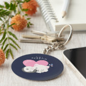 キャットパーソン文字かわいい白い子ネコちゃん寝る キーホルダー (側面)