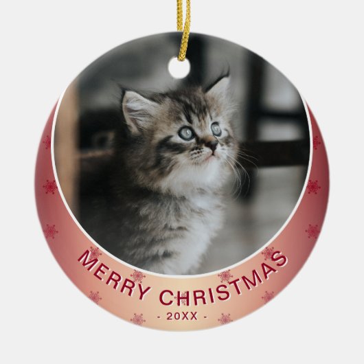 キャットフォトレッドスノーフレークメタリッククリスマス セラミックオーナメント (正面)