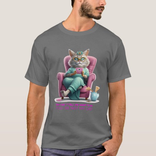 キャットボス女 Tシャツ (正面)