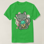 キャットボバ茶バブルティーアニメかわいい猫ギフトギアー Tシャツ (デザイン正面)