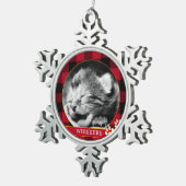 キャットポープリント、赤バッファロープレイド、ベビーの写真 スノーフレークピューターオーナメント (右)