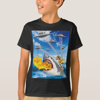 キャットライディングファイアブリージングシャークレインボーレーザータコ Tシャツ