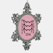 キャットレディーイヤーピンク抵抗女性抗議 スノーフレークピューターオーナメント (左)