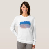 キャット島コンク湾のピンクの砂浜 Tシャツ (正面フル)