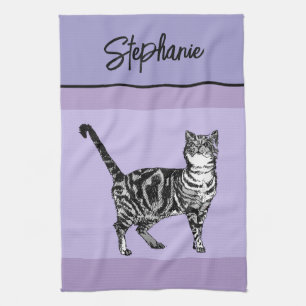 キャット タビー ペーストルカラーの猫 女性用ペーストルパープル キッチンタオル