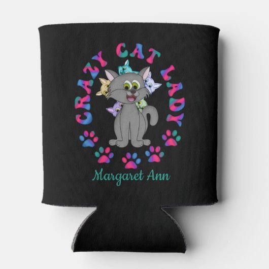 キャッパーソナライズされた熱狂するクの女性 缶クーラー (裏面)