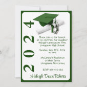 キャップおよびディプロマ5x7グリーンおよびホワイト卒業 招待状 (正面)