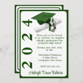 キャップおよびディプロマ5x7グリーンおよびホワイト卒業 招待状 (正面/裏面)