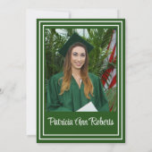 キャップ&ディプロマ写真、緑と白の卒業 招待状 (裏面)