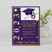 キャップ、ディプロマ、スター、パープル&金ゴールド卒業 箔招待状 (立ち正面)