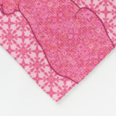 キャッ日本のト – 明るい赤紫色ピンクろうけつ染め フリースブランケット (角)