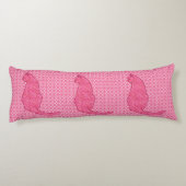 キャッ日本のト – 明るい赤紫色ピンクろうけつ染め ボディピロー (裏面)