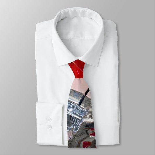 キャデラックセダンデヴィルティのリア ネクタイ (タイ)