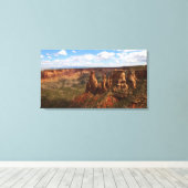 キャニオンリムトレイルから見るコロラドモニュメント キャンバスプリント (インサイチュ (ウッドフロア))