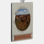 キャニオンリムトレイルから見るコロラドモニュメント シルバープレートバナーオーナメント (右)