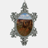 キャニオンリムトレイルから見るコロラドモニュメント スノーフレークピューターオーナメント (左)