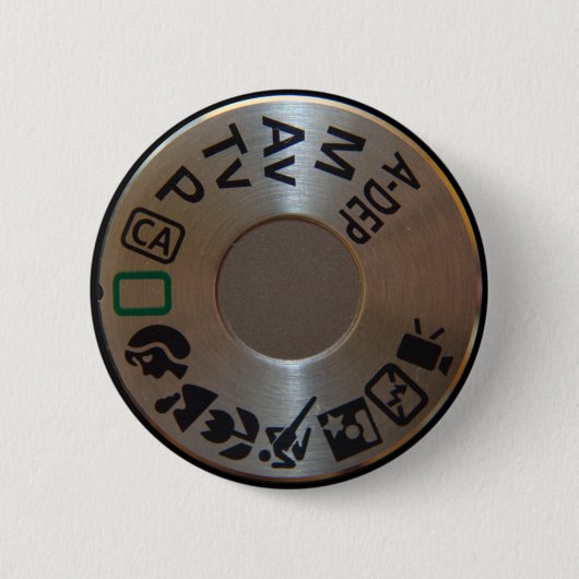 キャノン500Dモードダイヤルのバッジ 缶バッジ (正面)