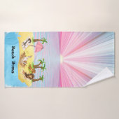 キャバおもしろいリアキングチャールズスパニエル犬アットザビーチ バスタオル (バスタオル)