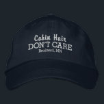 キャビンおもしろいヘアは気にカスタム町/湖の名前 刺繍入りキャップ<br><div class="desc">おもしろい「キャビンヘ読アは気にしない」野球のハット。客室または湖のお気に入りの町の名前を追加（または削除）。簡単に文字と帽子の色を変更。あなたは船室に北に向かうか、湖で1日を過ごすかにかかわらず、これはすぐにあなたの"帽子に行く。</div>