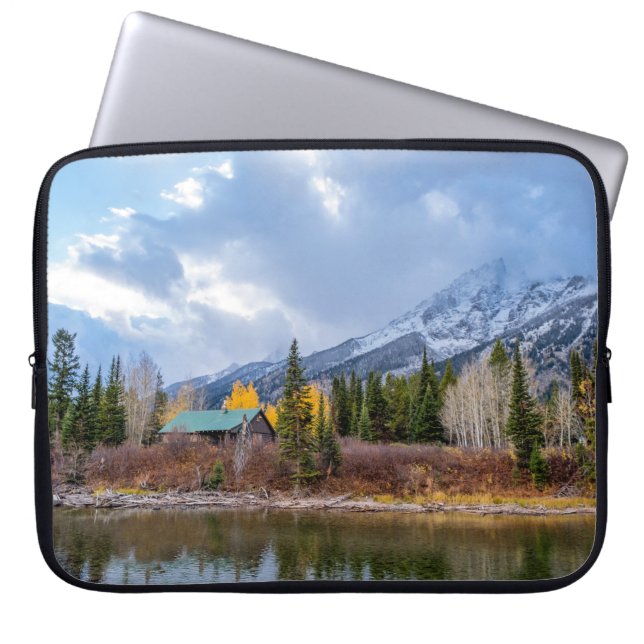 キャビン素朴リトリート ラップトップスリーブ (正面)