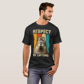 キャピバラはキャピバラを尊敬 Tシャツ (正面フル)