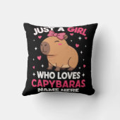 キャピバラを愛する少女に過ぎない クッション (裏面)