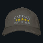 キャプテン航海のボート名金ゴールドスター動揺して 刺繍入りキャップ<br><div class="desc">スタイルで帆走パーソナライズされたあなたのキャプテンランクまたは他の希望のタイトルと一緒にあなたの名前またはボートの名前と5つの金ゴールドの星で飾られた刺繍された帽子。キャップとスレッドの色から選択する。父の日素晴らし、生カスタム日、または任意の大事な行事のための贈り物をする。</div>