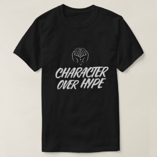 キャラクター・オーバー・ハイプ - イスラム教徒の男性向けストリートウェア Tシャツ