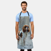 キャリバリーキング雪のクリスマスブラシを許可 エプロン (着用した状態)