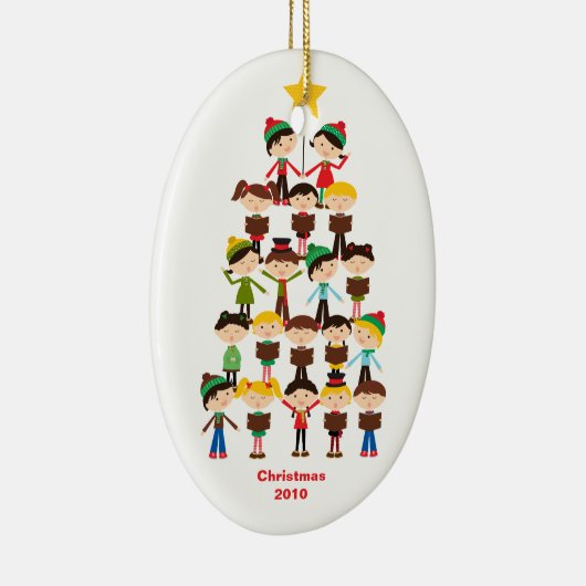 キャロルのクリスマスのオーナメントを歌っている子供 セラミックオーナメント (右)