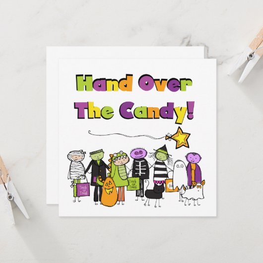 キャンディのハロウィンTシャツとギフトを手渡す カード (正面/裏面インサイチュ)