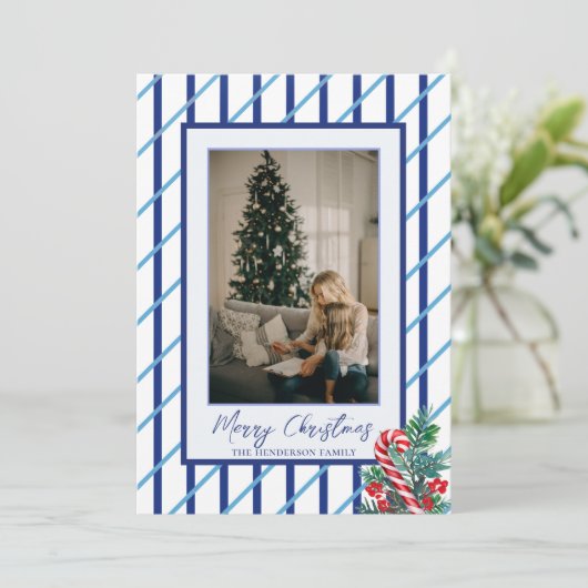 キャンディケインとブルーのストライプ | クリスマスの家族写真 シーズンカード (スタンド正面)