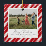 キャンディストライプキメリーーChhristmas セラミックオーナメント<br><div class="desc">キャンディストライプーデザインメリークリスマス写真3枚</div>