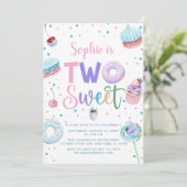 キャンディドーナツ2つの甘い2番目の誕生日の女の子 招待状 (スタンド正面)