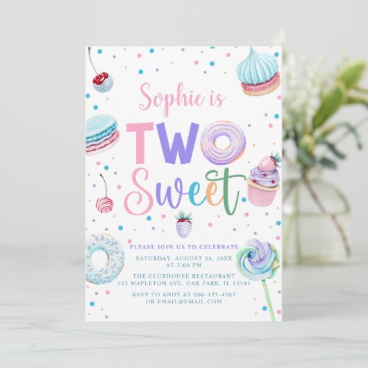 キャンディドーナツ2つの甘い2番目の誕生日の女の子 招待状 (スタンド正面)
